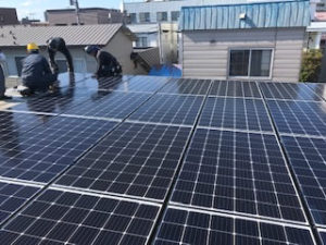 シェアリングエネルギー 太陽光パネルの施工見学会を開催 北海道住宅通信 新聞 ニュース