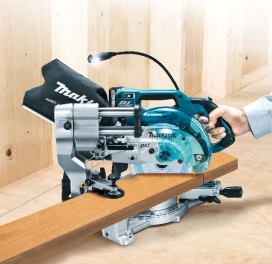 マキタ充電式スライドマルノコ